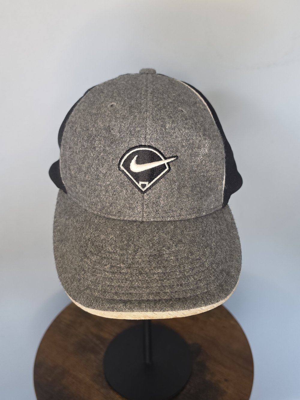 Nike Baseball Diamond Swoosh Flexfit Cap Gray Black S/M Vintage Hat As-Is